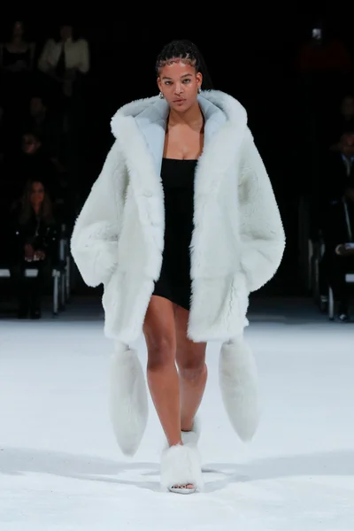 Look 42